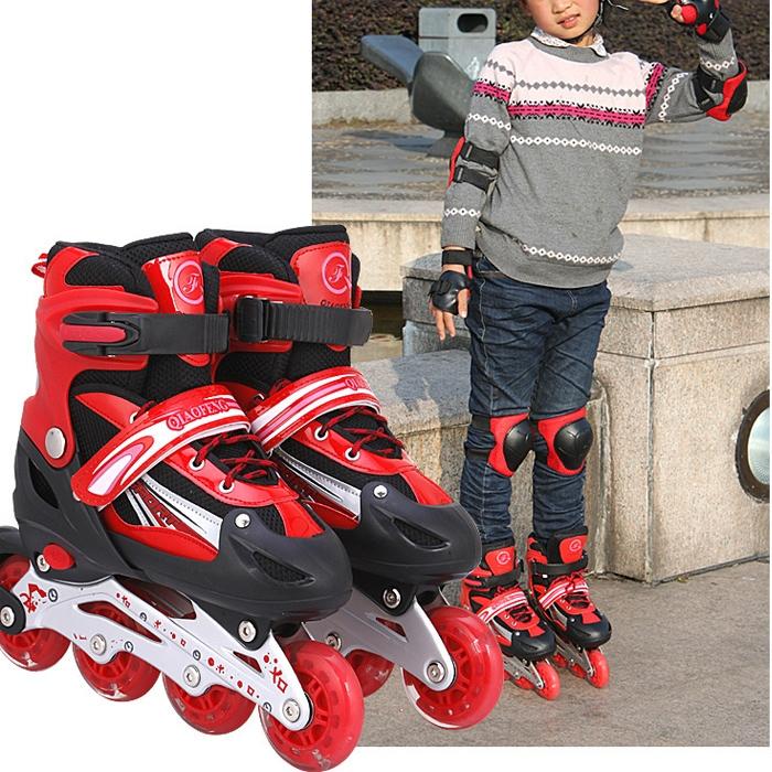 Flash Straight Row Roller Skating Shoes Suit for Kids and Adults - Medium Size - Pink