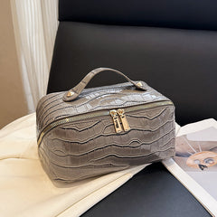 Grey Chic Croc-Embossed Travel Makeup Case Large Capacity Cosmetic Organizer Bag
